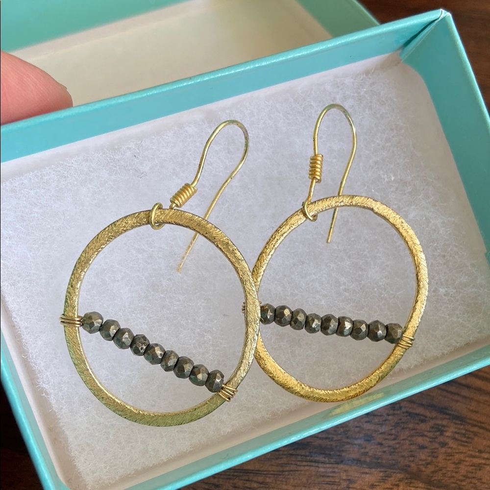 Elegant Gold Hoop Earrings with Grayish Black Faceted Beads EUC!